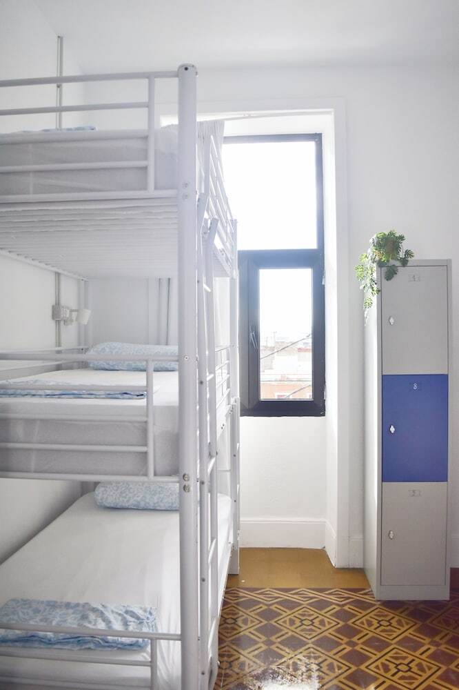 Hostal La Isleta Nest Hostel