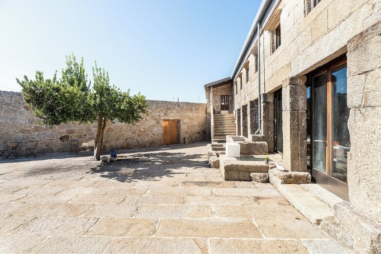 Aparthotel A Casa De Ald�n