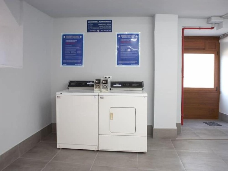 Hostal Albergue Monasterio De La Magdalena - Hostel