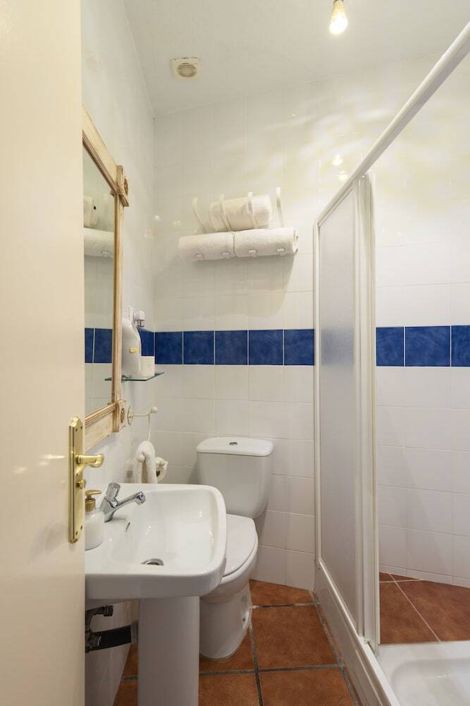 Pensi�n Venecia Gomerez