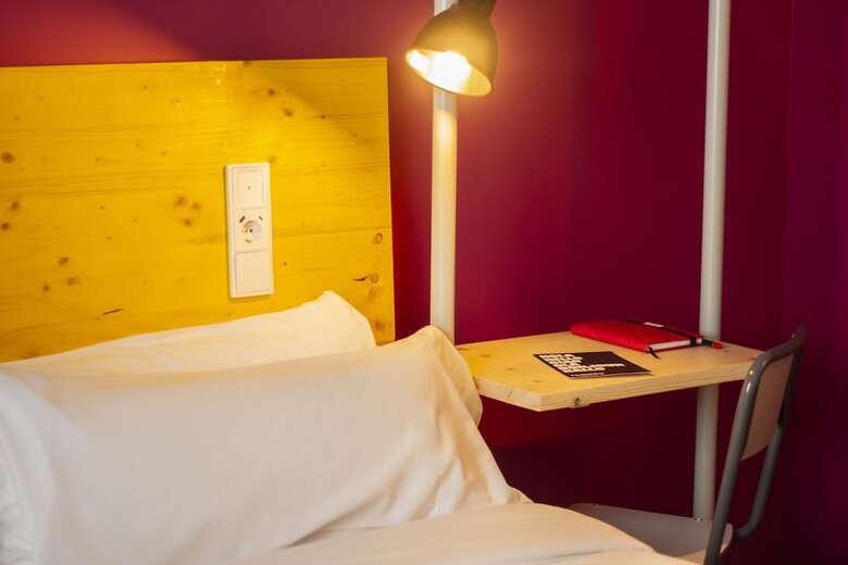 Hostal Room00 Valencia Hostel