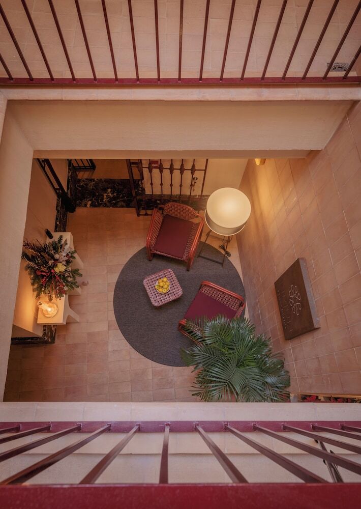 Hostal Lirium Casa Patio