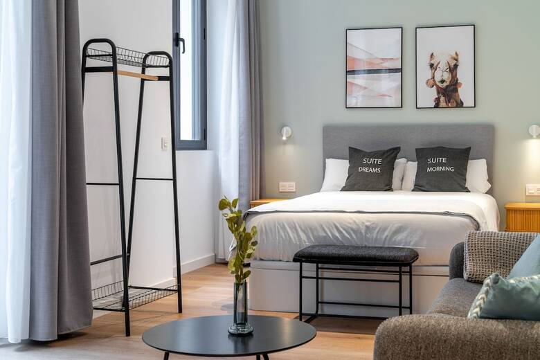 Aparthotel Limehome Sevilla Calle Granada