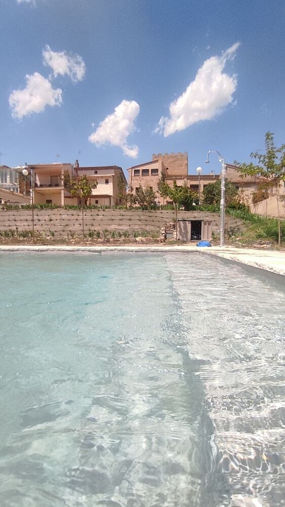 Hotel Castillo-palacio De Bulbuente