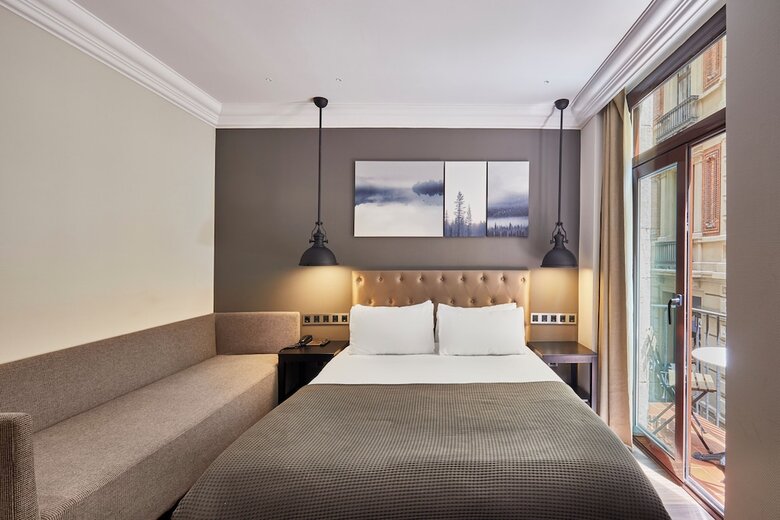 Hotel Cortes Rambla