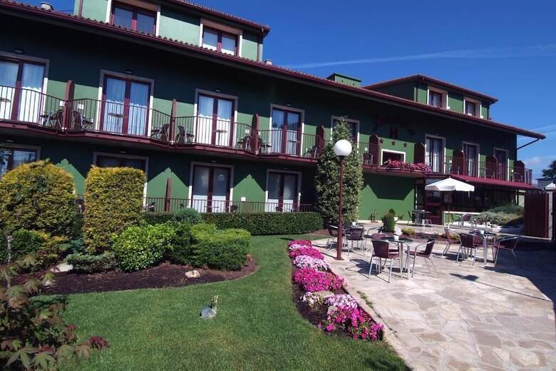 Hotel Lombi�a