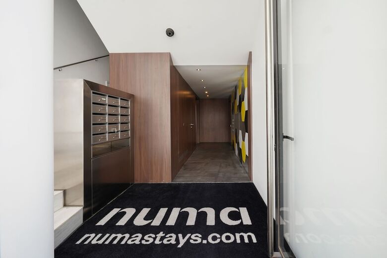 Aparthotel Numa Barcelona Colmena