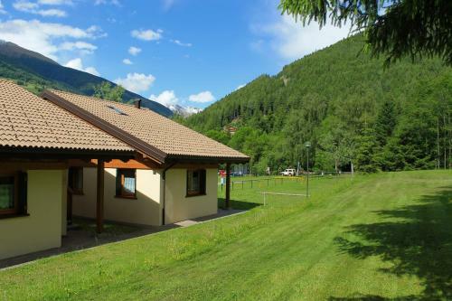 Camping & Chalet Presanella