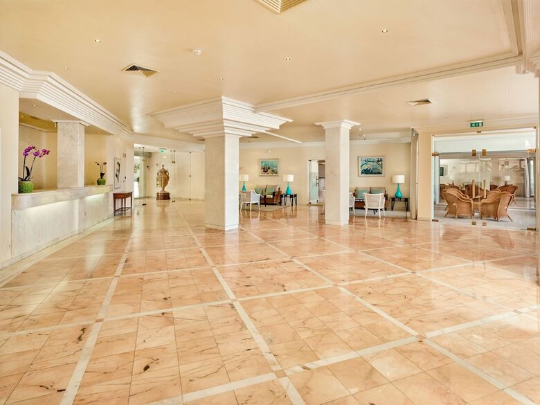 Ria Park Garden Hotel