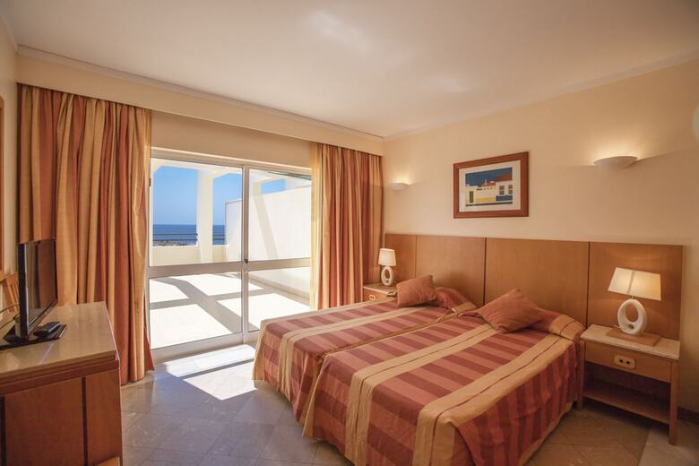 Interpass Vau Hotel & Apartaments