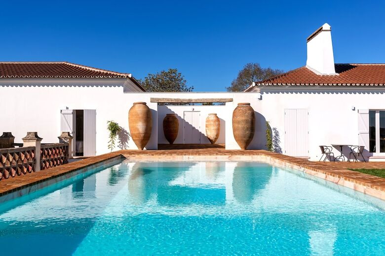 Hotel Cenoura-brava Villas & Suites.