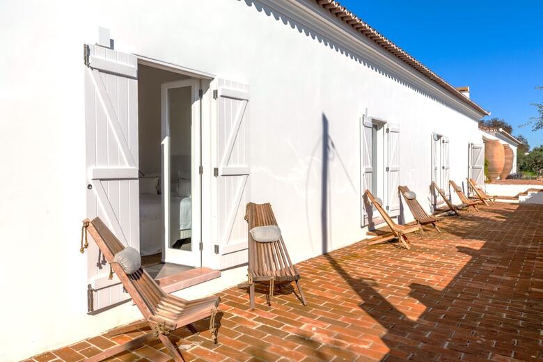 Hotel Cenoura-brava Villas & Suites.