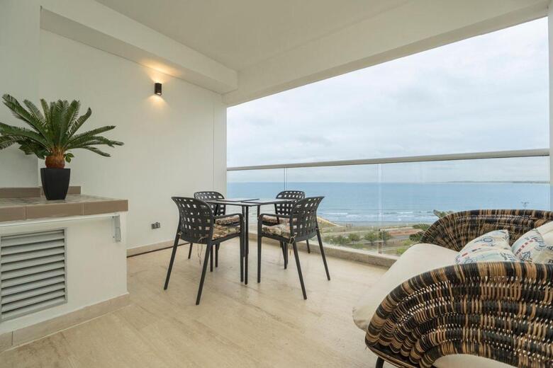 Apartamentos Cartagena Beach Resort