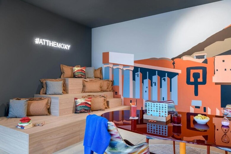 Hotel Moxy Pompeii