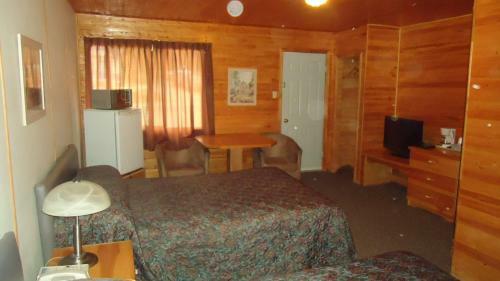 Dreamland Motel