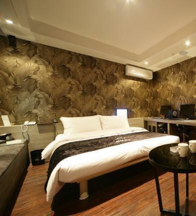 Ever Tourist Hotel