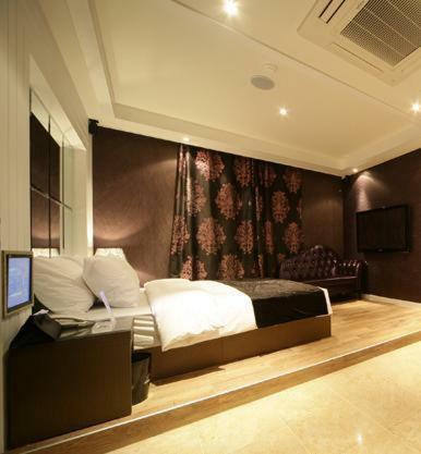Ever Tourist Hotel