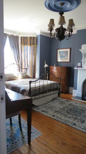 Bed & Breakfast The Roses Heritage Inn