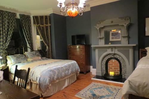 Bed & Breakfast The Roses Heritage Inn