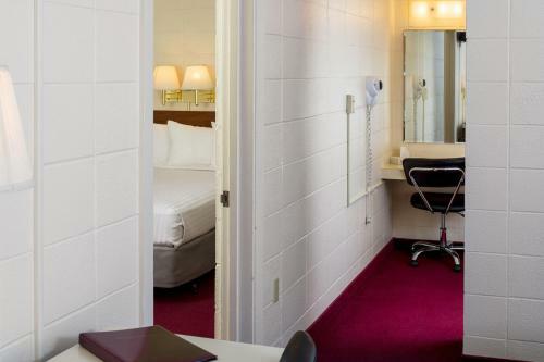 Finlen Hotel And Motor Inn