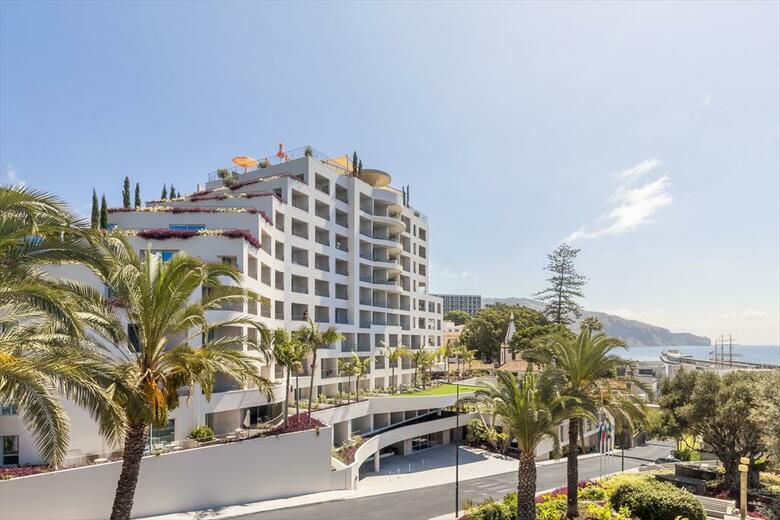Hotel Next By Savoy Signature