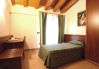 Garda Family House