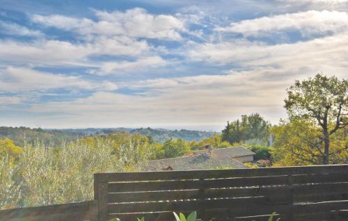 Holiday Home Chemin Denys Amiel