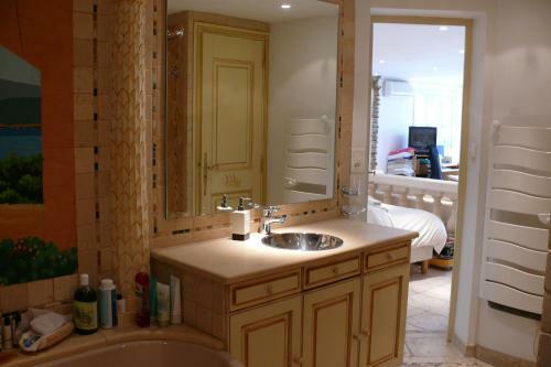 Bed & Breakfast Parfum De Roses