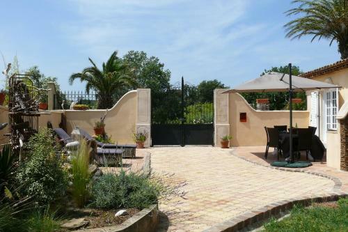 Bed & Breakfast Parfum De Roses