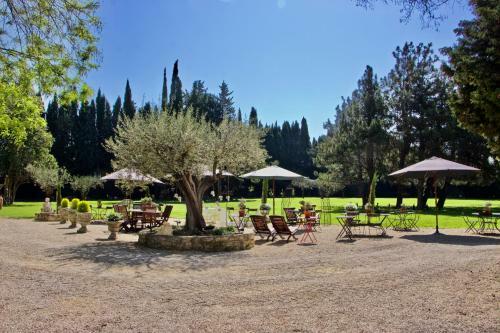 Hostal Le Mas Des Comtes De Provence