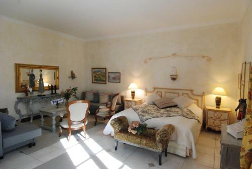 Hostal Le Mas Des Comtes De Provence