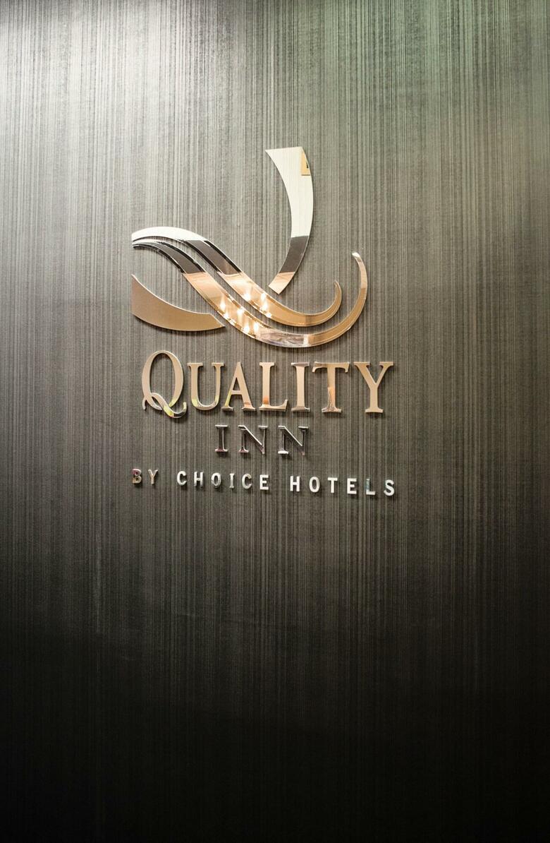 Clarion Hotel New Kensington