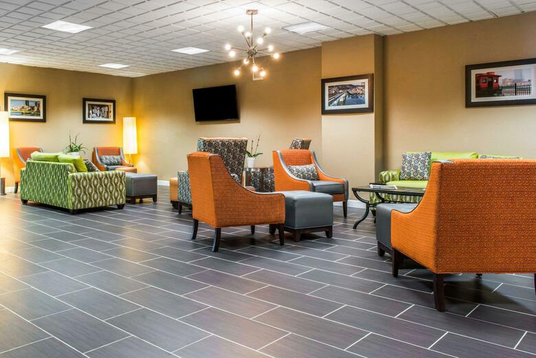Clarion Hotel New Kensington