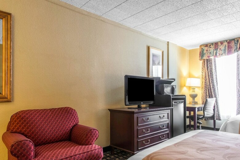 Clarion Hotel New Kensington