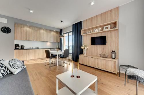 Riverside Apartments-apartinfo