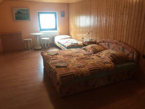 Hostal Chalupa Podles�