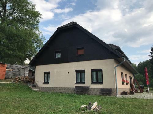 Hostal Chalupa Podles�