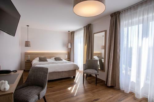 Hotel Logis H�tel Du Lac De La Madine