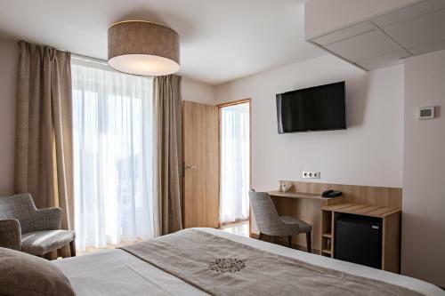 Hotel Logis H�tel Du Lac De La Madine