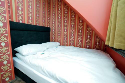 World Hostel