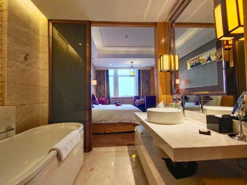Yangzhong Firth Jinling Grand Hotel