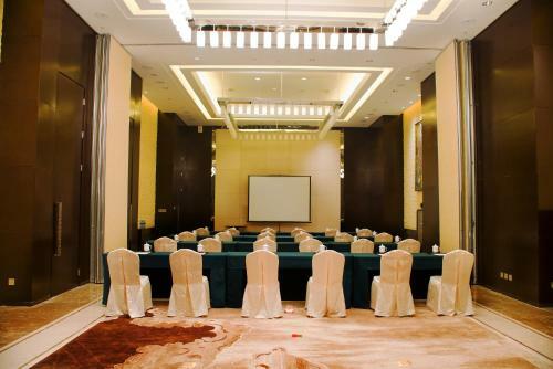 Yangzhong Firth Jinling Grand Hotel