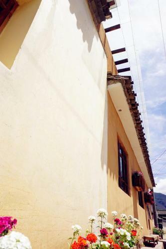 Hostal Shaxi Miss May Hotel