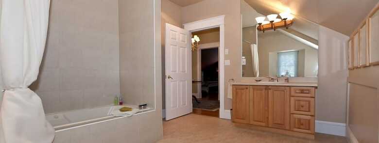 Clyde Hall Bed And Breakfast