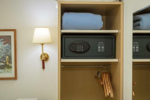Hotel H�tel Le Saint-geni�s