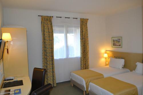 Hotel H�tel Le Saint-geni�s