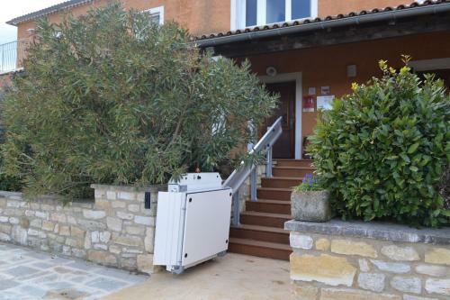Hotel H�tel Le Saint-geni�s
