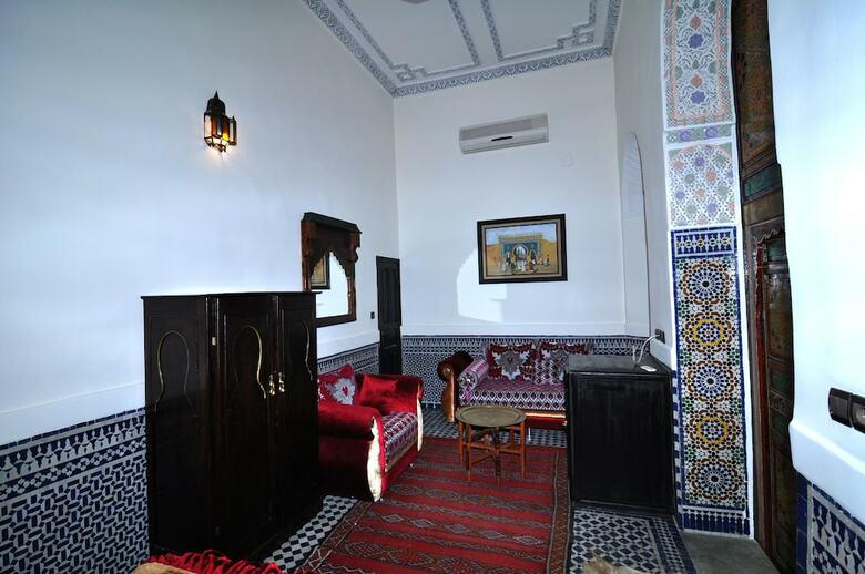 Riad Khouloud