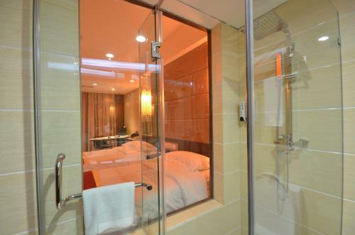 Huangma Holiday Hotel