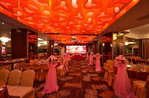 Huangma Holiday Hotel